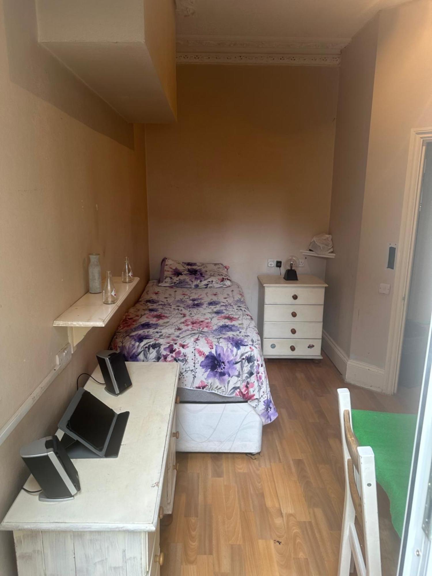 East Location Quarto em Acomodações Particulares