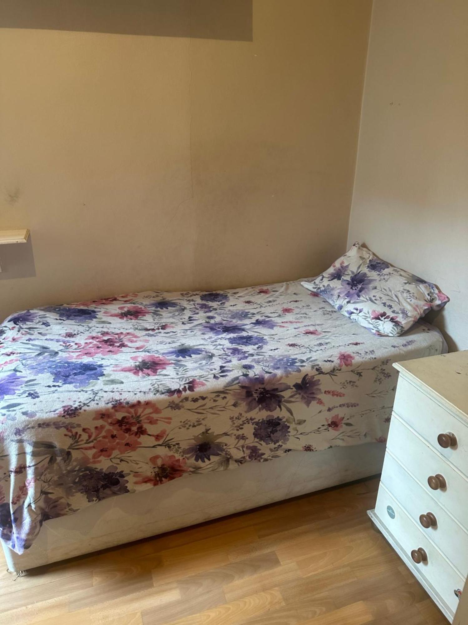 Quarto em Acomodações Particulares East Location Londres