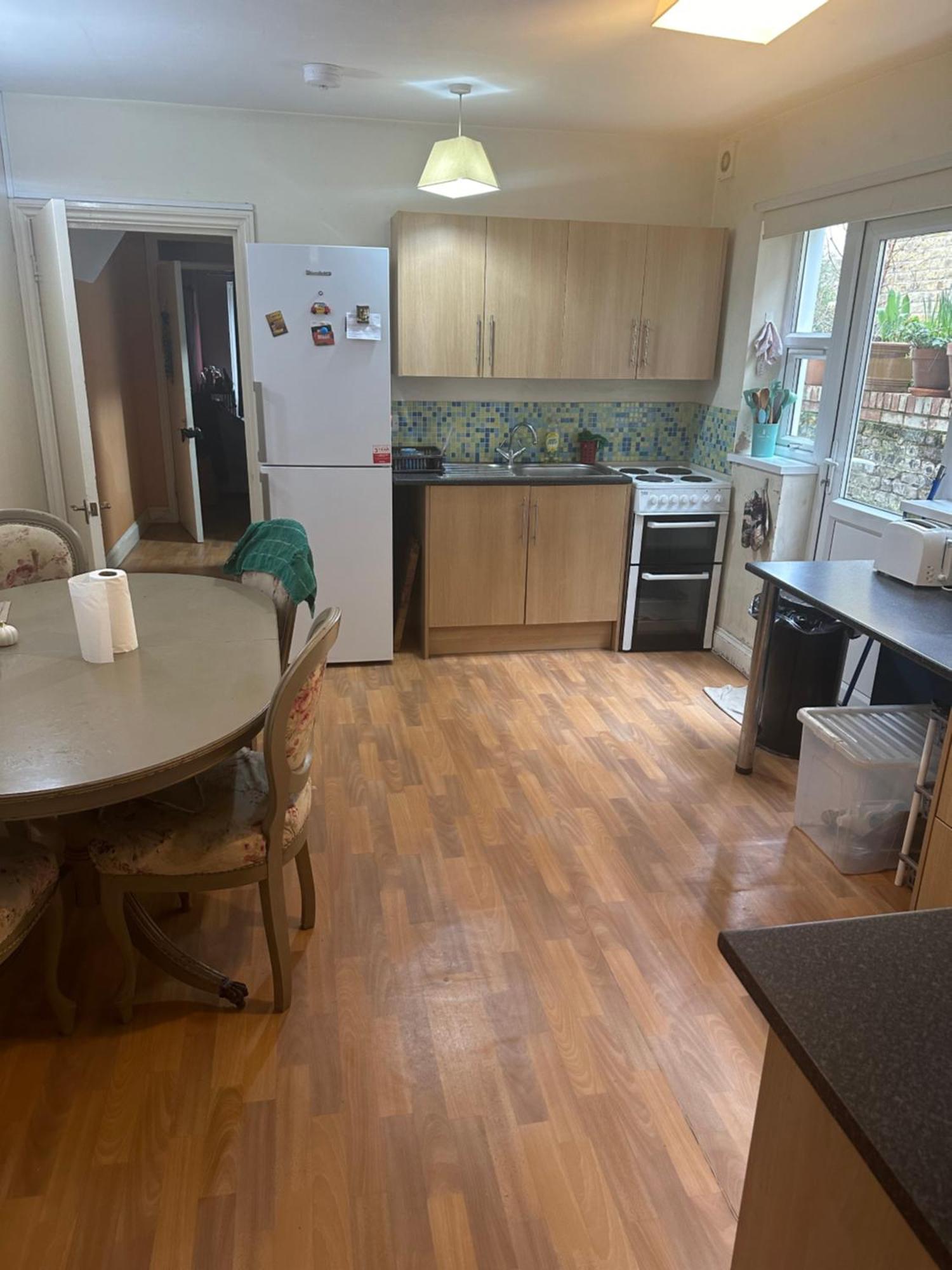 East Location Quarto em Acomodações Particulares Londres