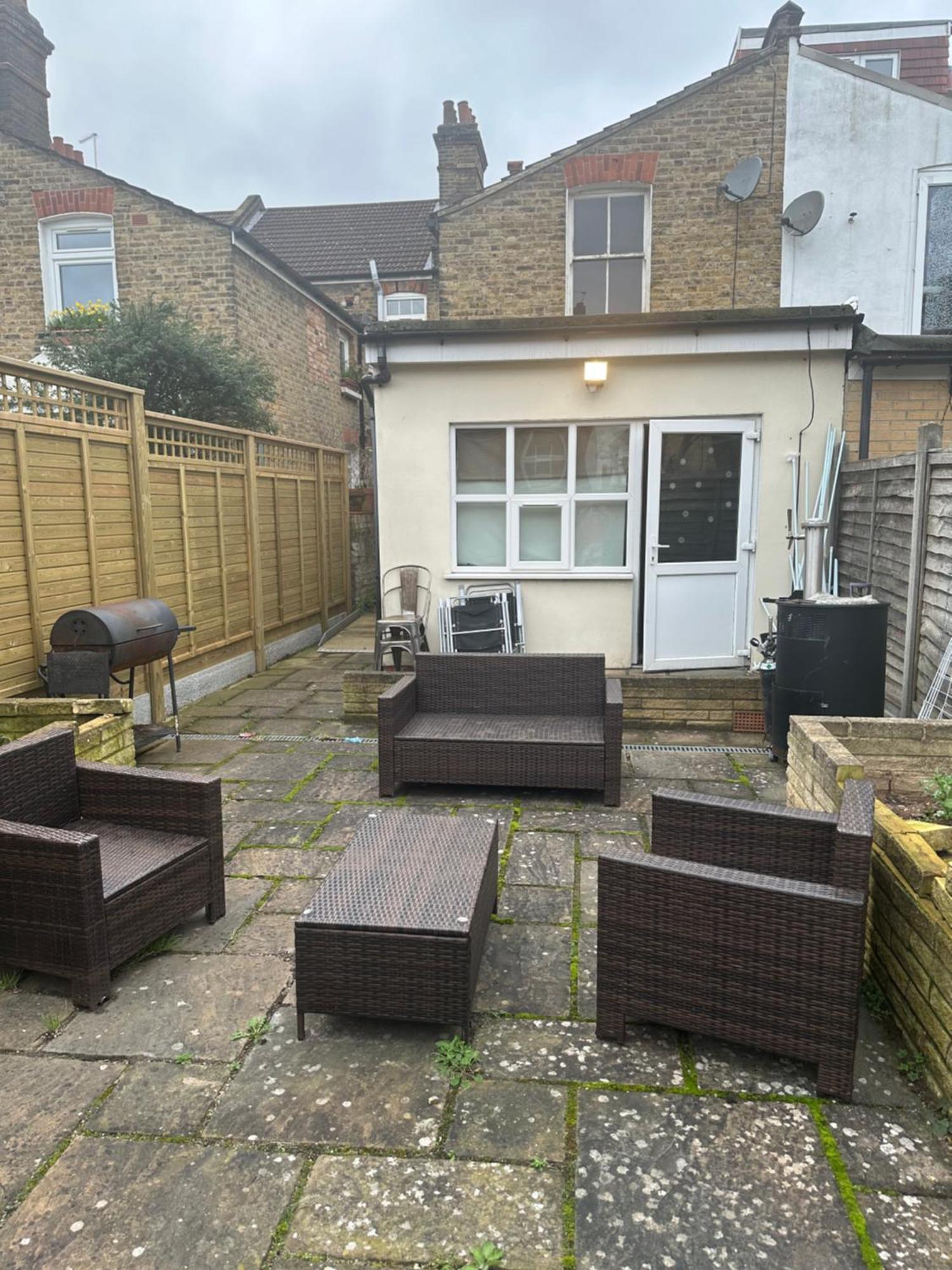 East Location Quarto em Acomodações Particulares Londres